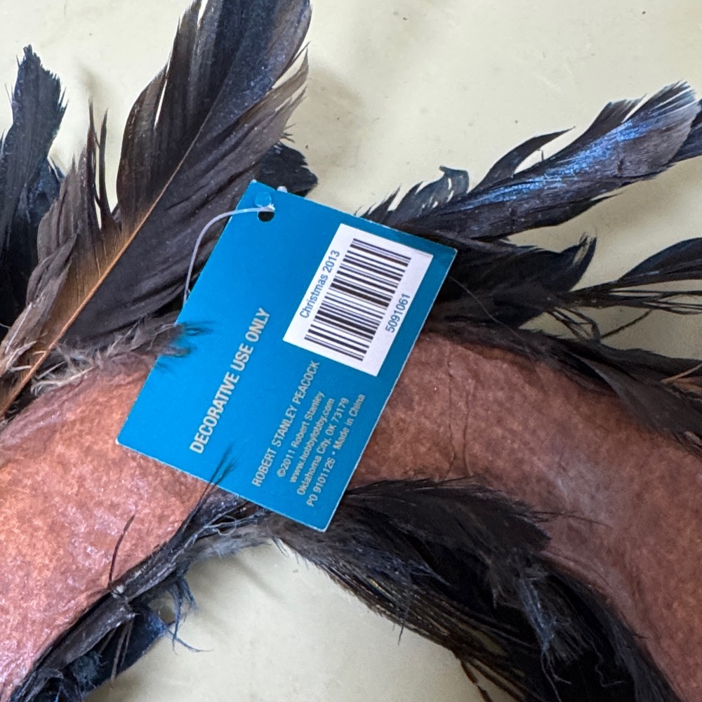 🦚 Robert Stanley peacock 🦚 Blue Feather Wreath - Picture 5 of 10